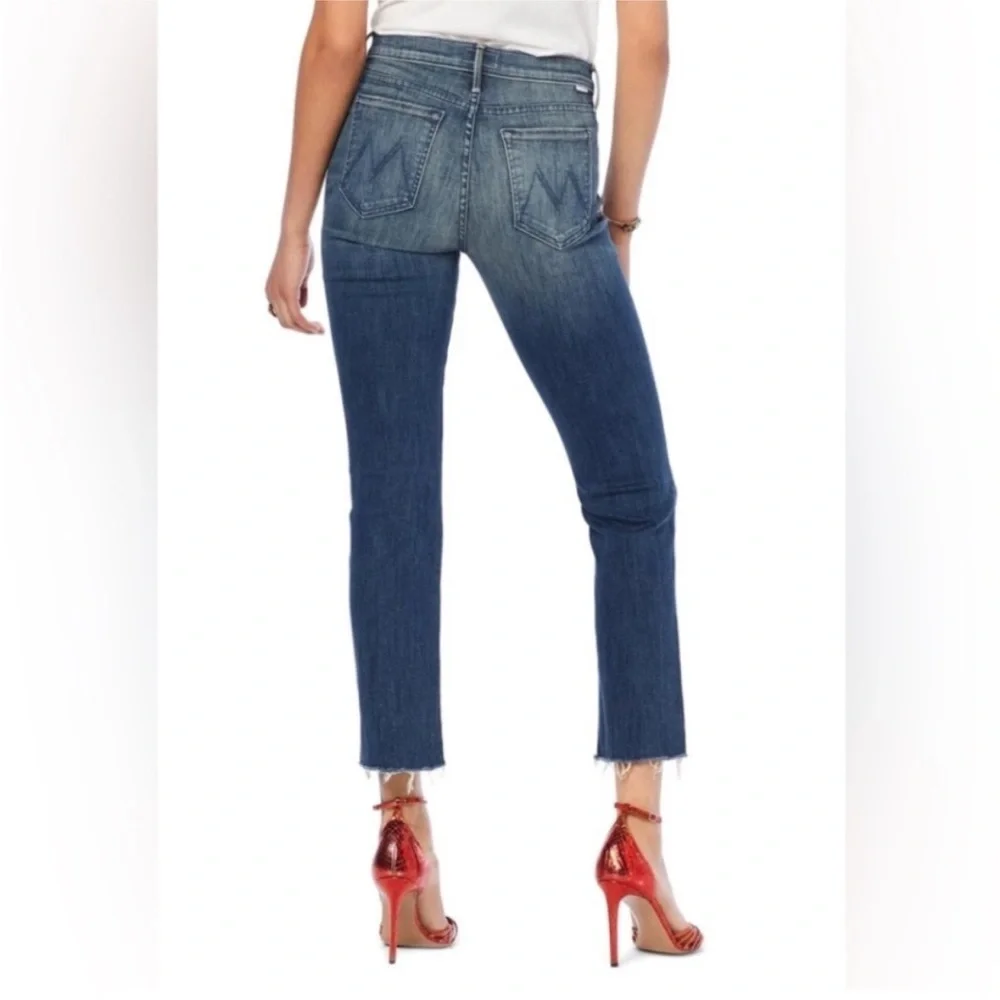 Mother Women’s The Rascal Ankle Step Fray Jeans In Field Of Dreams Wash Size 28